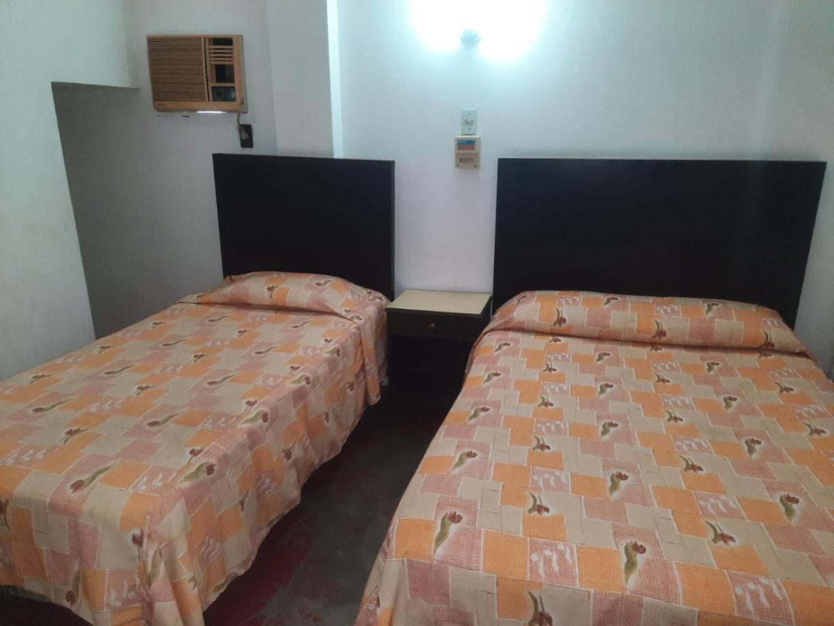 Hotel Acuario Catemaco Bagian luar foto