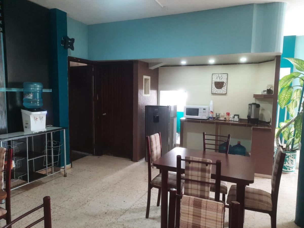 Hotel Acuario Catemaco Bagian luar foto