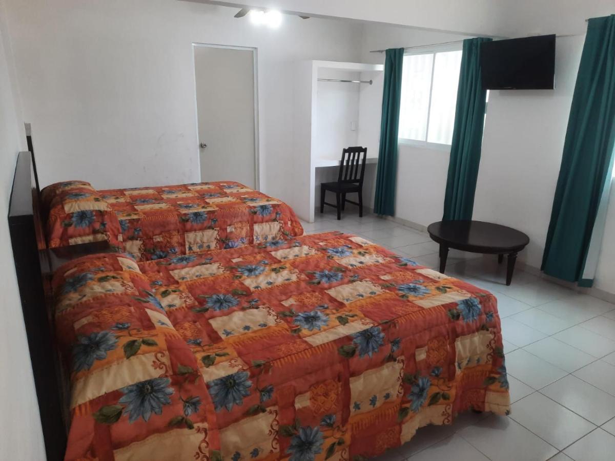 Hotel Acuario Catemaco Bagian luar foto