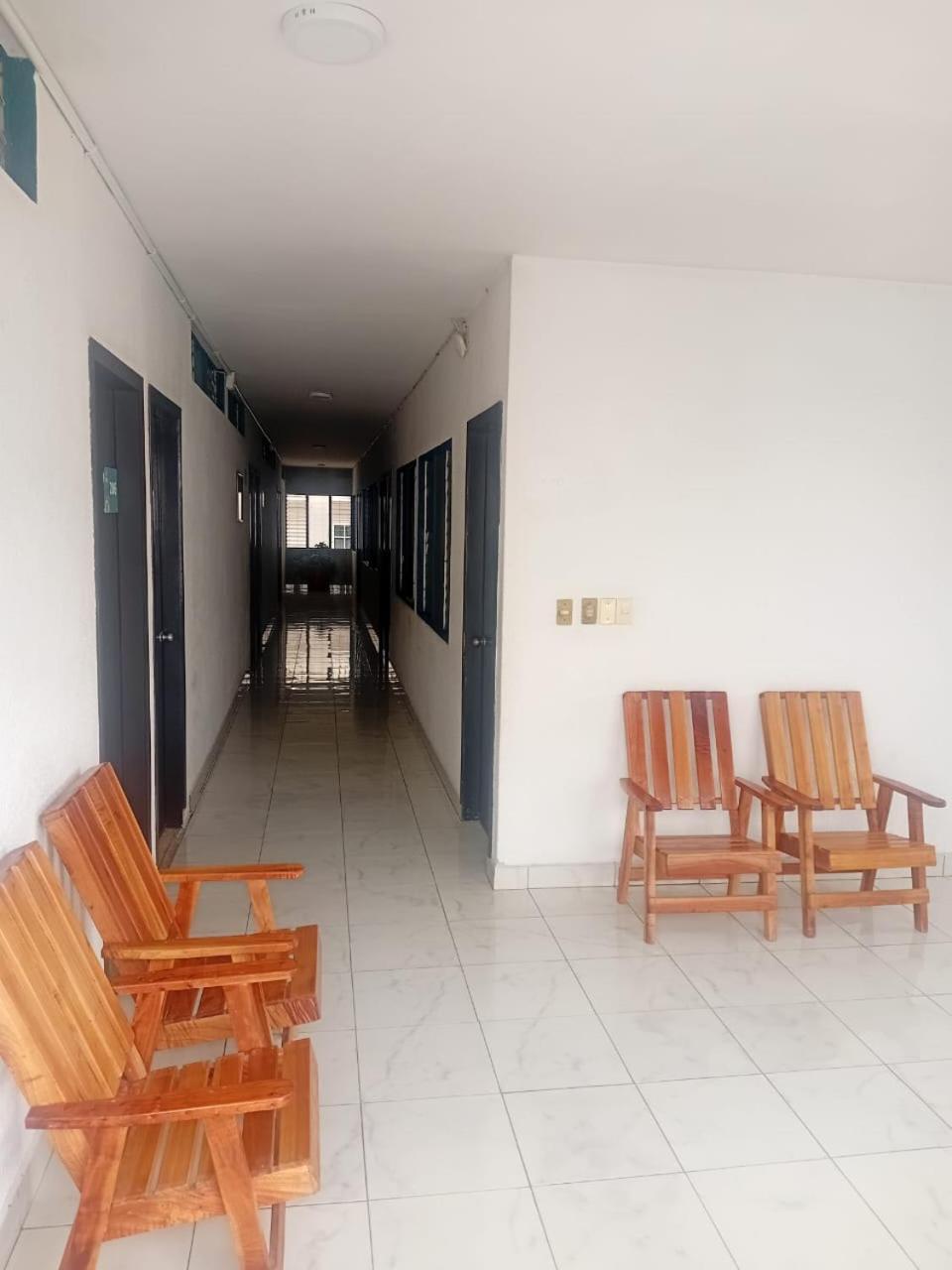 Hotel Acuario Catemaco Bagian luar foto