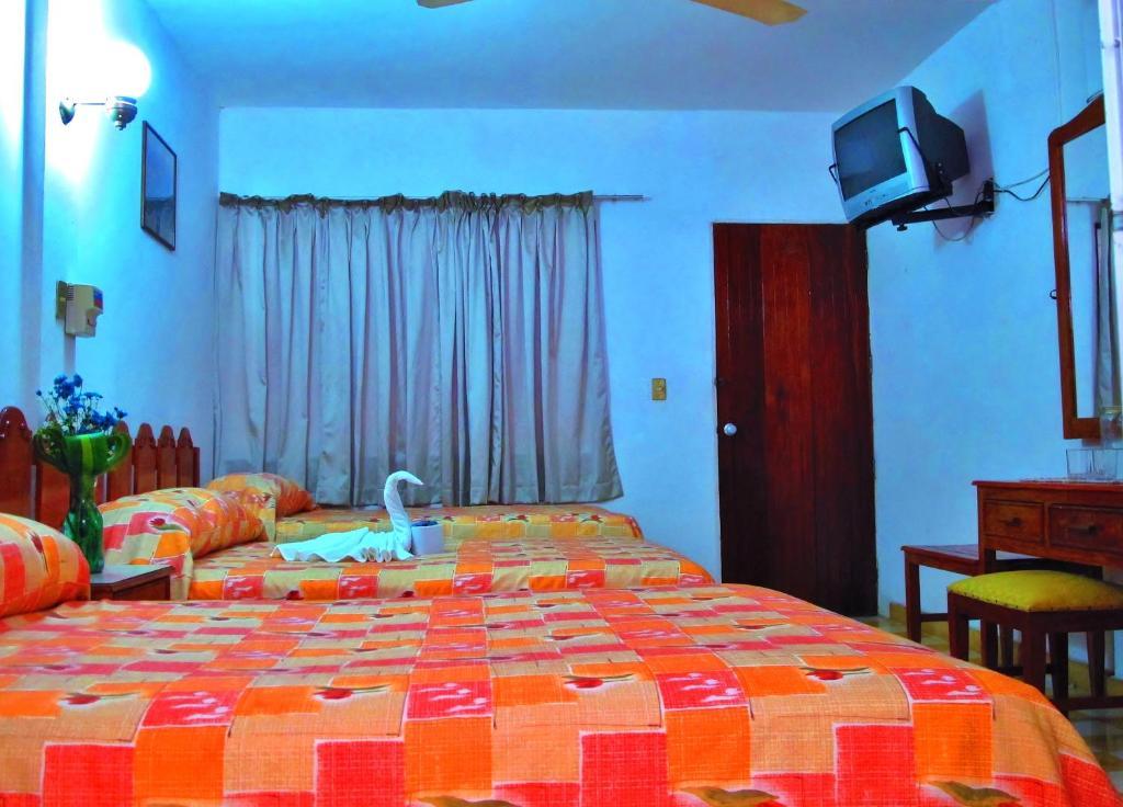 Hotel Acuario Catemaco Ruang foto