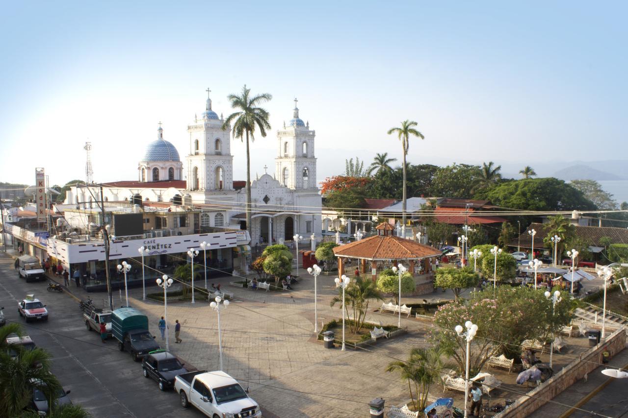 Hotel Acuario Catemaco Bagian luar foto