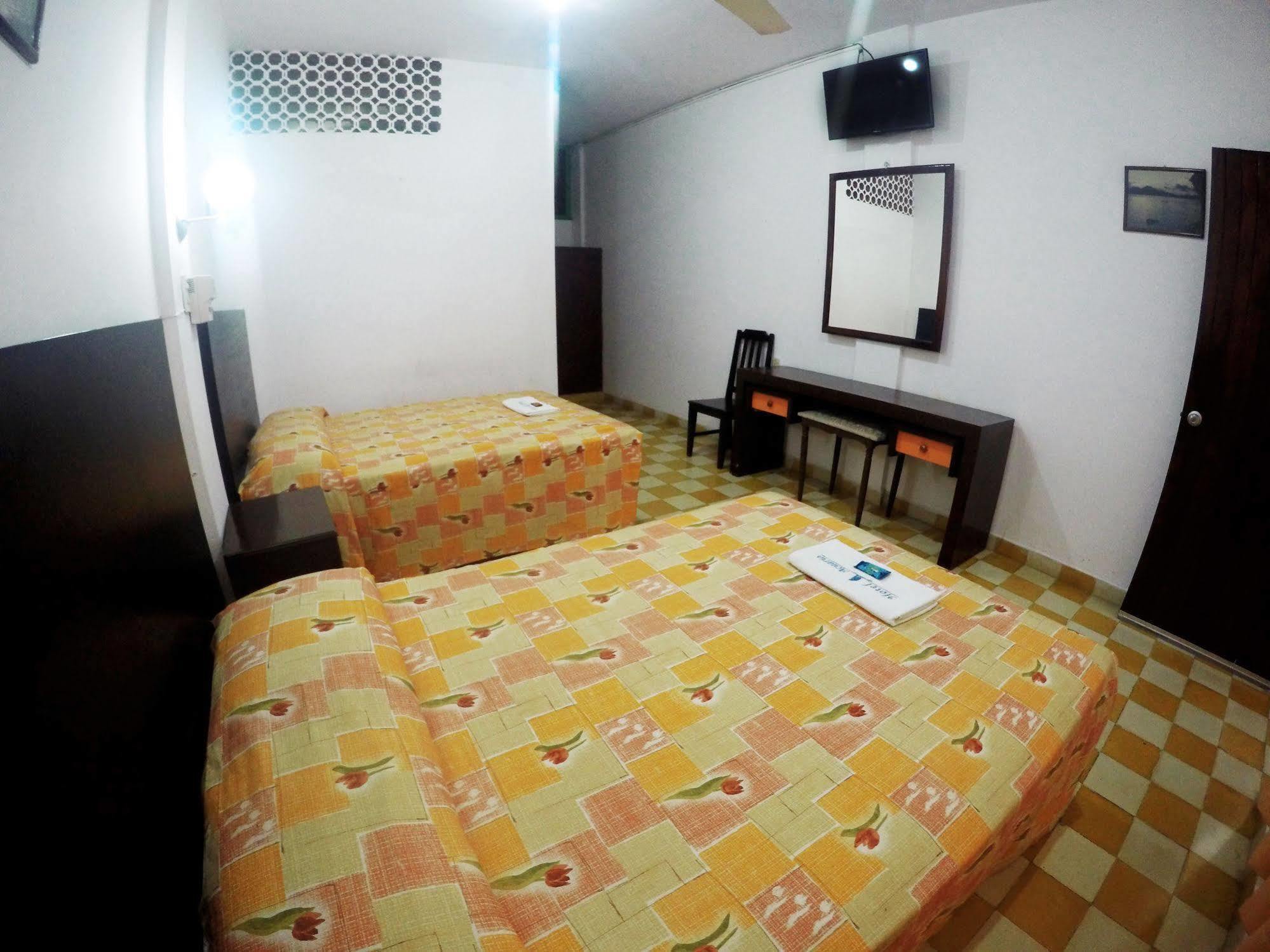 Hotel Acuario Catemaco Bagian luar foto